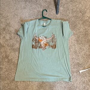 Graphic Bull Skull T-Shirt in Light Green
